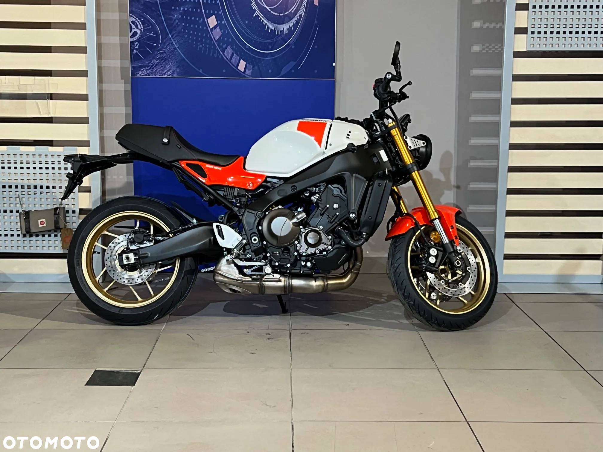 Yamaha XSR - 8