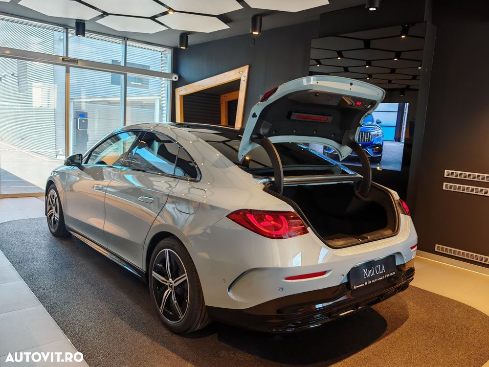 Mercedes-Benz CLA 200 - 16