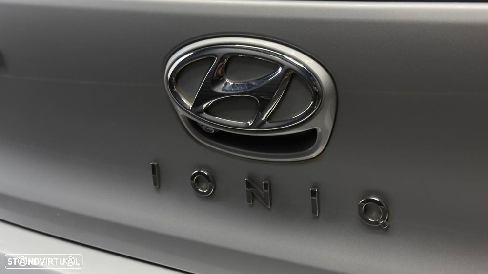 Hyundai Ioniq 1.6 GDI HEV Hybrid Tech - 14