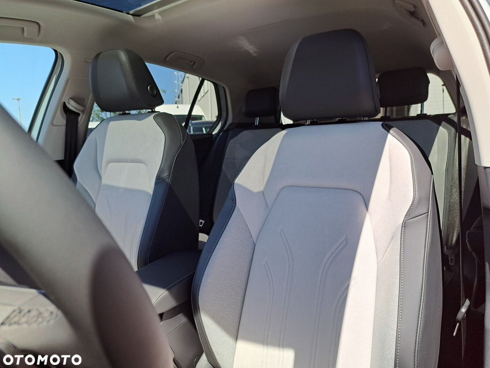 Volkswagen Golf - 18