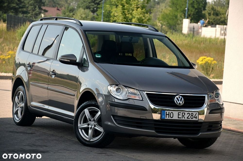 Volkswagen Touran - 2