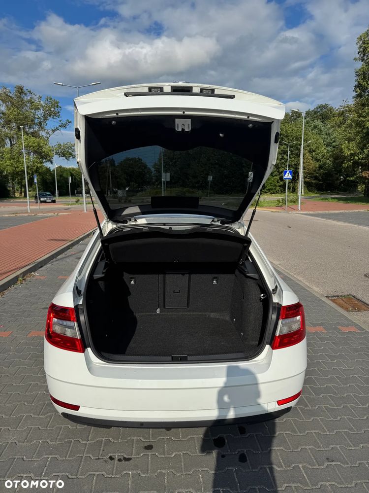 Skoda Octavia 1.4 TSI Ambition - 22