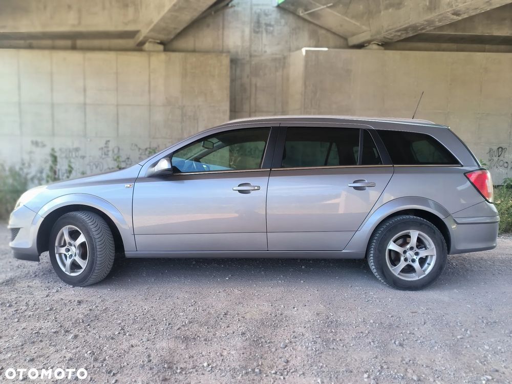 Opel Astra - 2