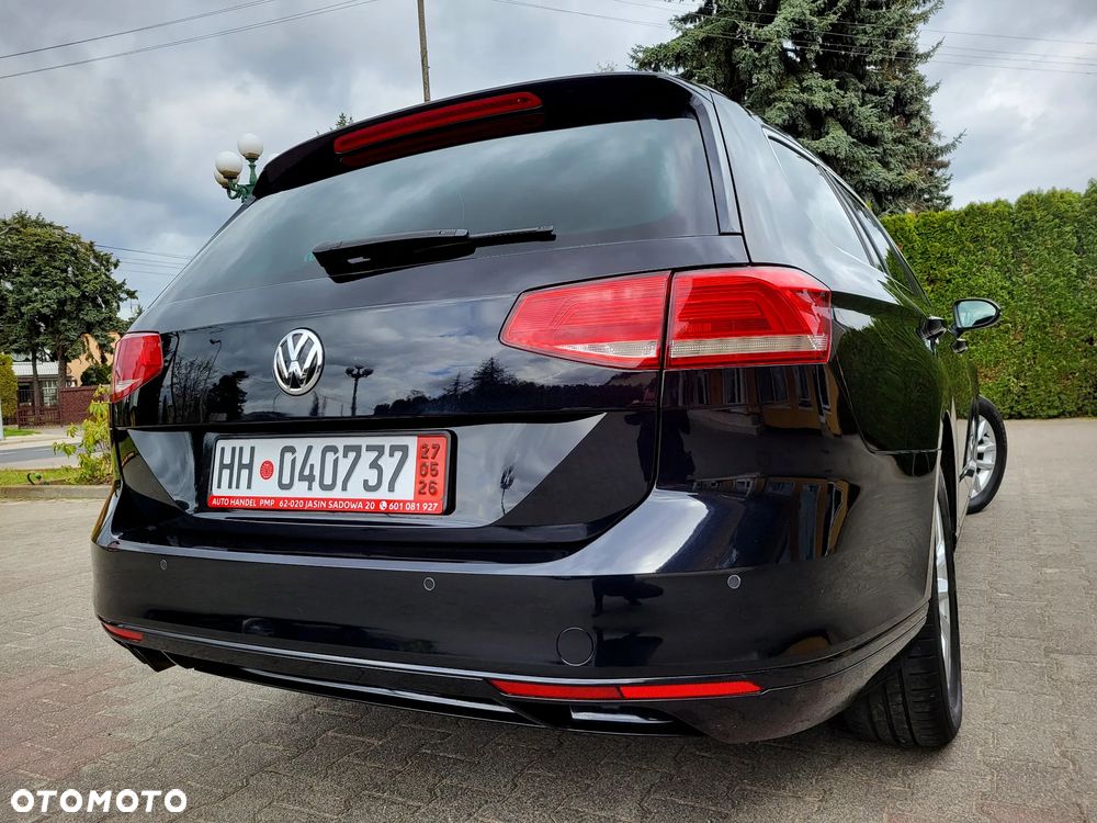 Volkswagen Passat - 17