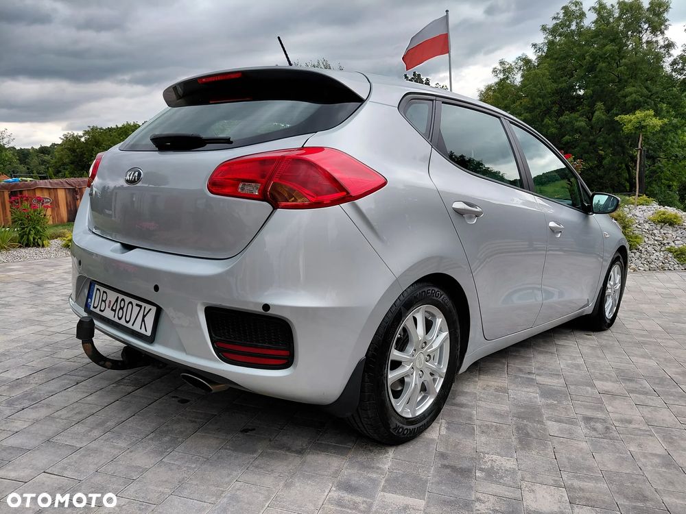 Kia Ceed 1.4 L - 4