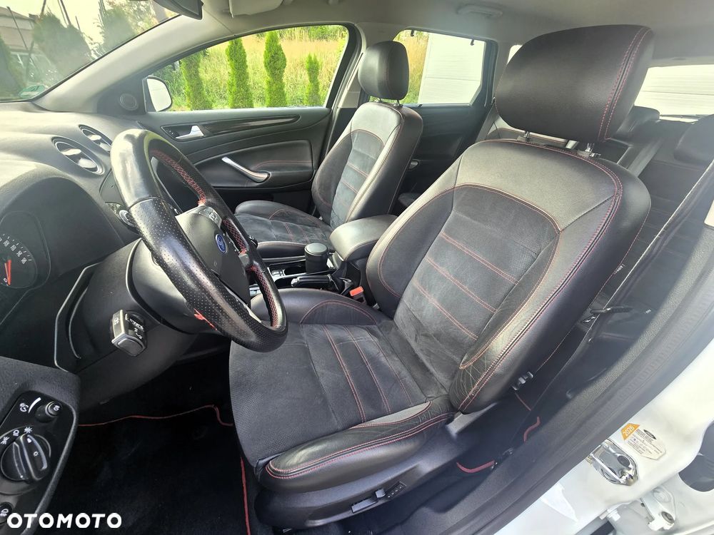 Ford Mondeo 2.0 EcoBoost Titanium S - 22