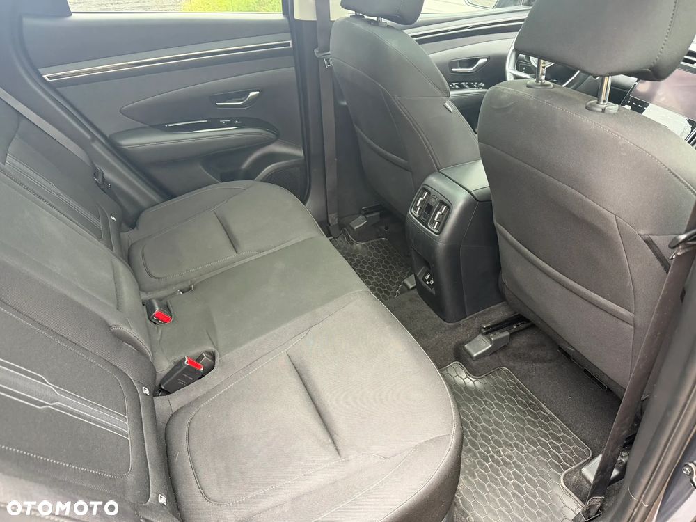 Hyundai Tucson - 25