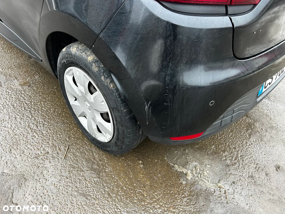 Renault Clio - 2