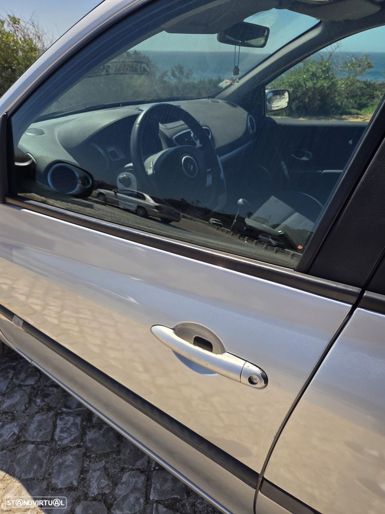 Renault Clio 1.2 TCE Dynamique S - 21