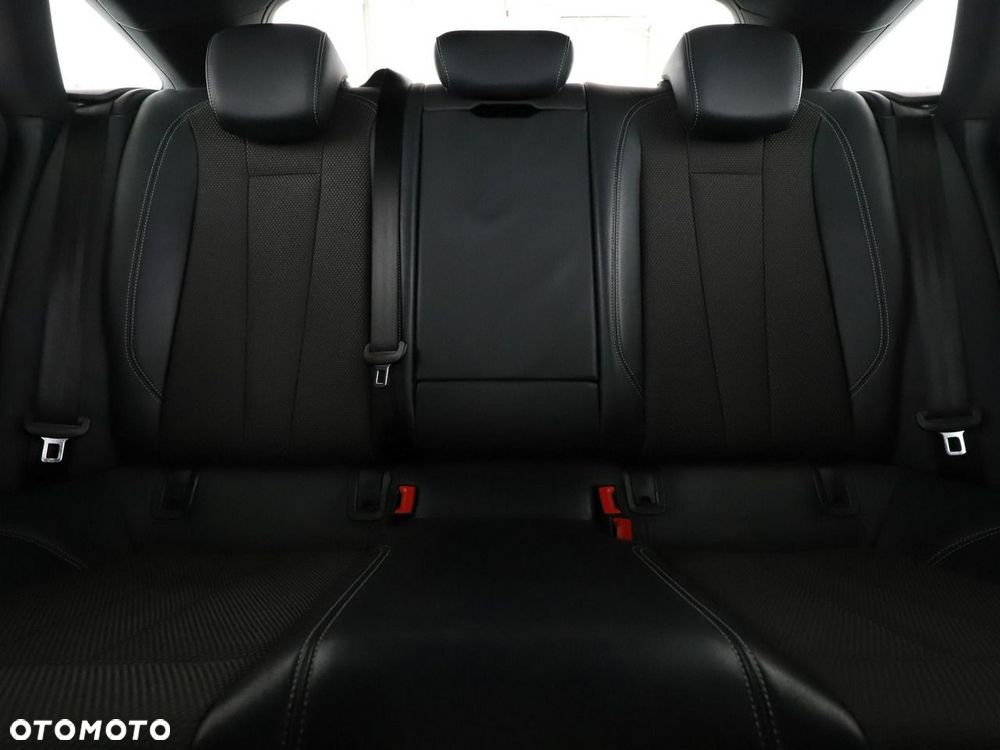 Audi A5 Sportback 35 TFSI S tronic S line - 19