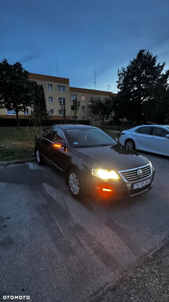 Volkswagen Passat 1.8 TSI Highline - 34