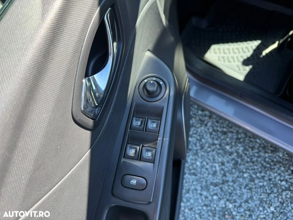 Renault Captur ENERGY dCi 90 Start&Stop Dynamique - 17