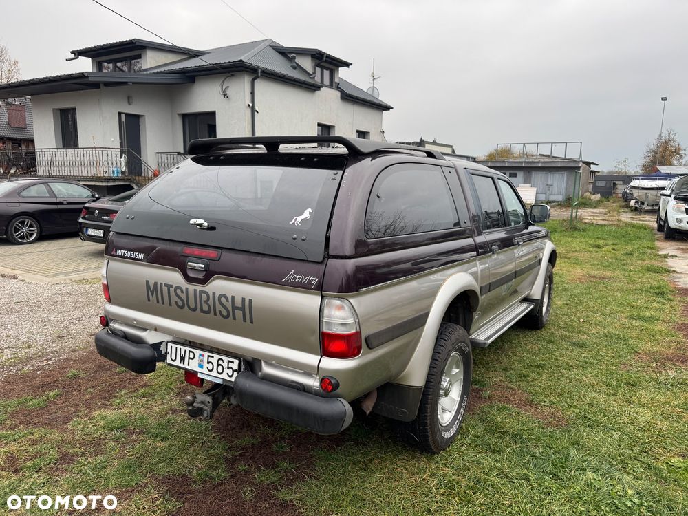 Mitsubishi L200 2004 photo 3