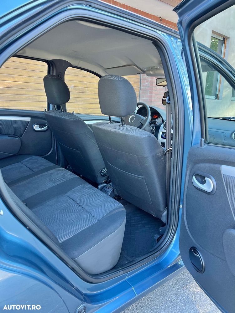 Dacia Logan - 5