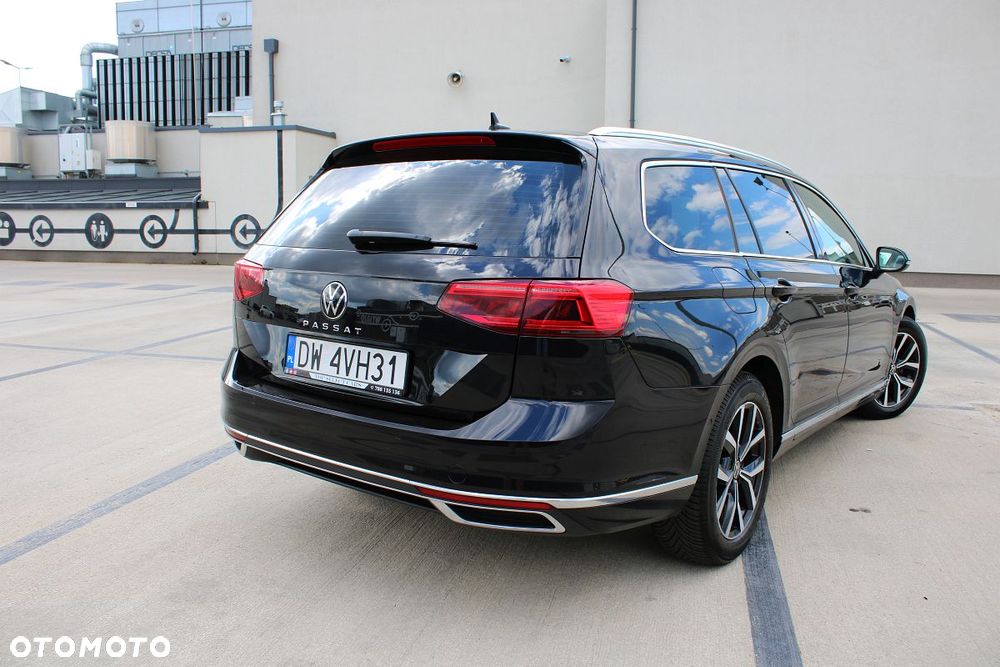 Volkswagen Passat 2.0 TSI Elegance DSG - 23