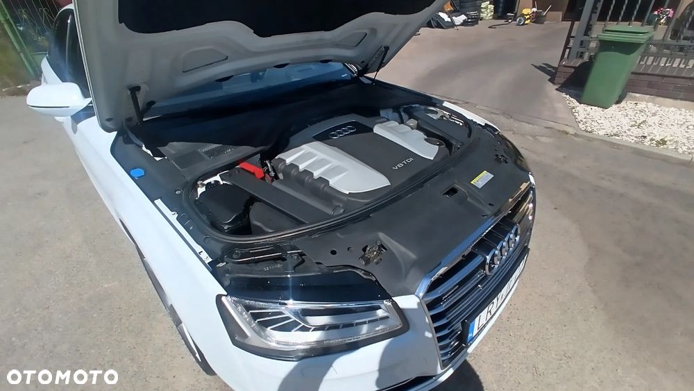 Audi A8 4.2 TDI DPF (clean diesel) quattro tiptronic Lang - 38