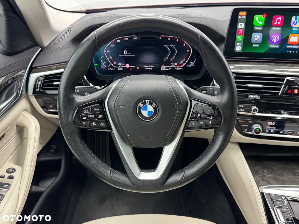 BMW Seria 5 520d xDrive Touring Luxury Line - 6
