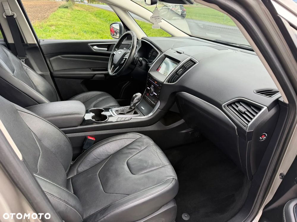 Ford S-Max 2.0 TDCi 4WD Titanium PowerShift - 22