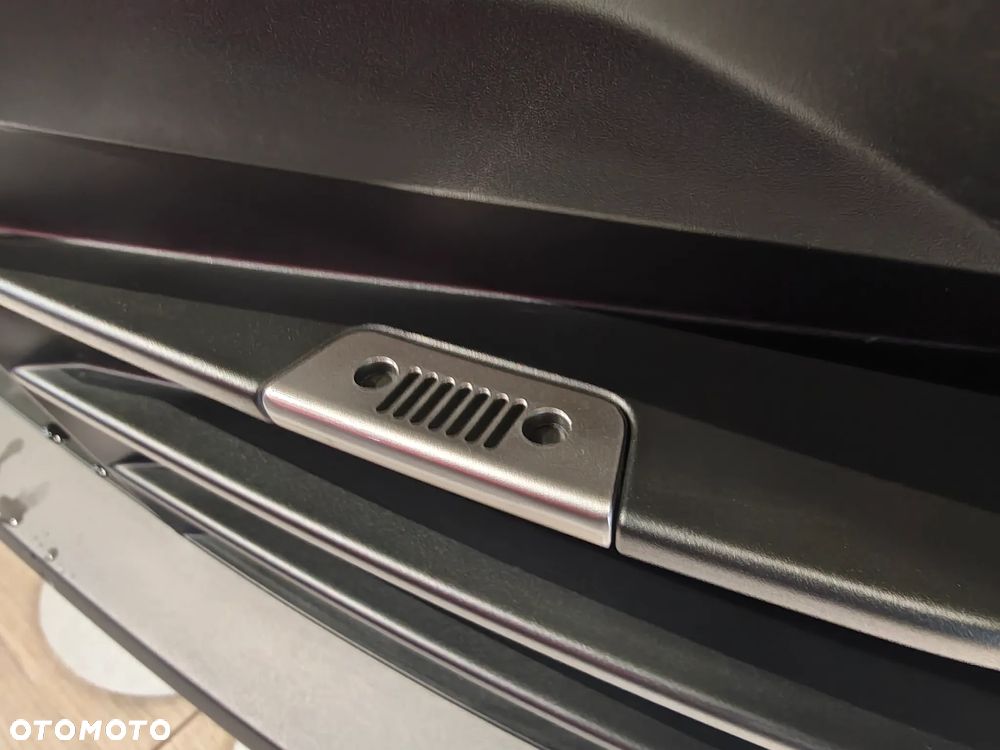 Jeep Compass 1.2 T3 mHEV Altitude FWD DCT - 22