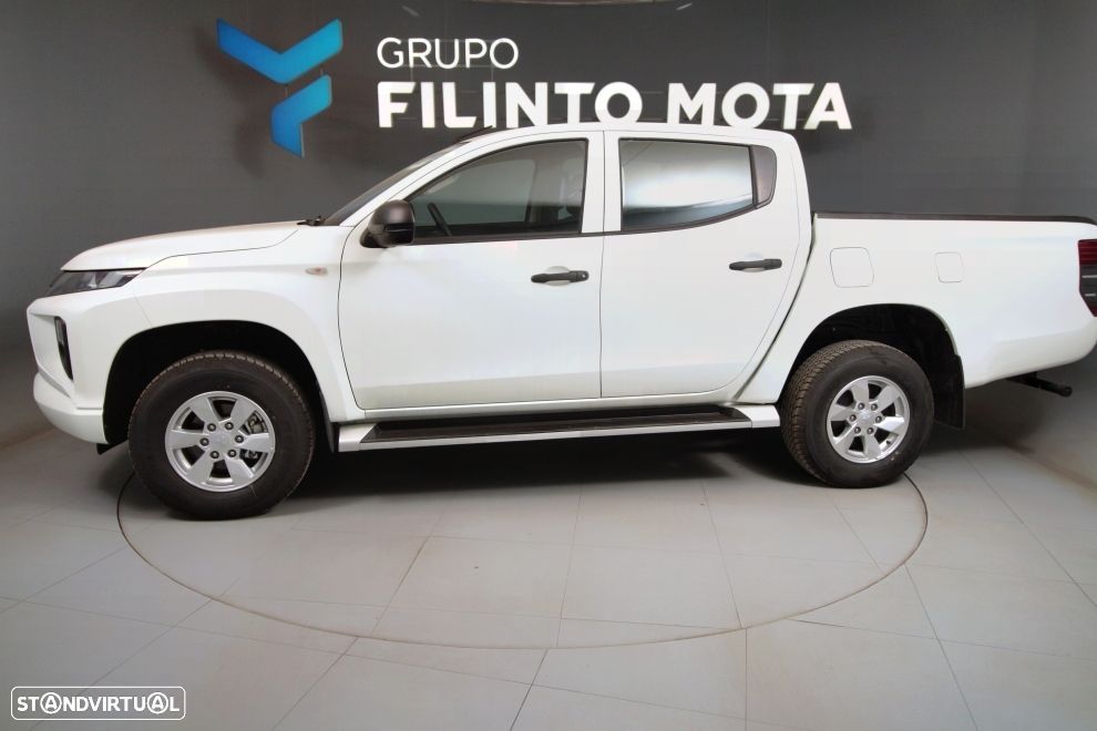 Mitsubishi L200 2.3 DI-D CD Invite 4WD - 4