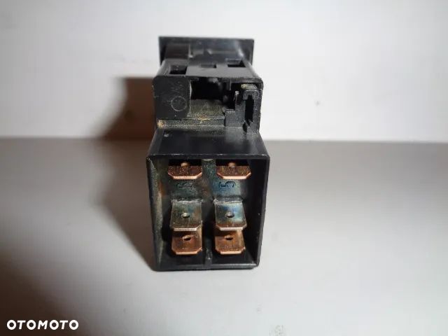 Przełącznik podnośnika New Holland 8970 8870 8770 8670 Ford FiatAgri G240 G210 G190 G170 - 3