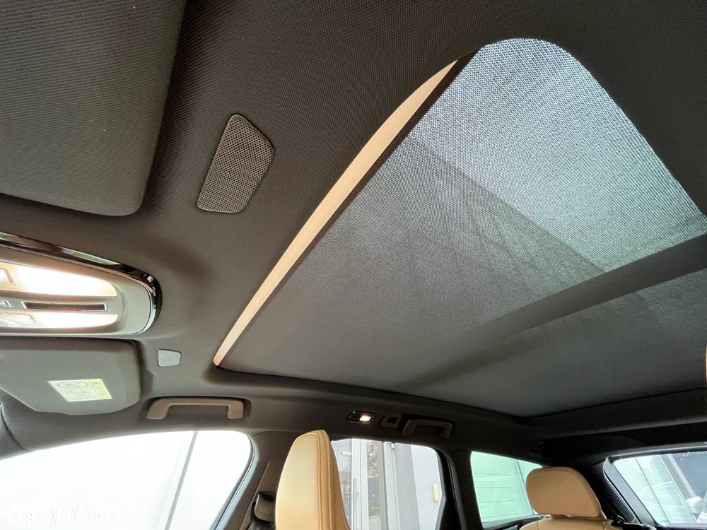 Volvo V90 Cross Country B5 D AWD Ultimate - 2