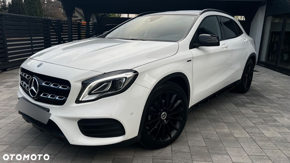 Mercedes-Benz GLA 200 7G-DCT AMG Line - 4