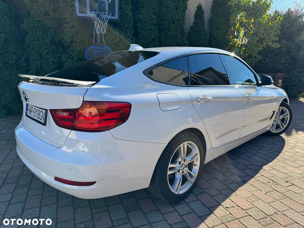BMW Seria 3 318d DPF - 14