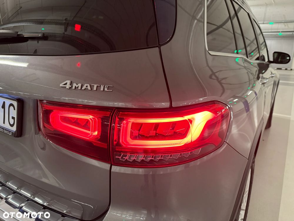 Mercedes-Benz GLB 250 4Matic 8G-DCT - 19