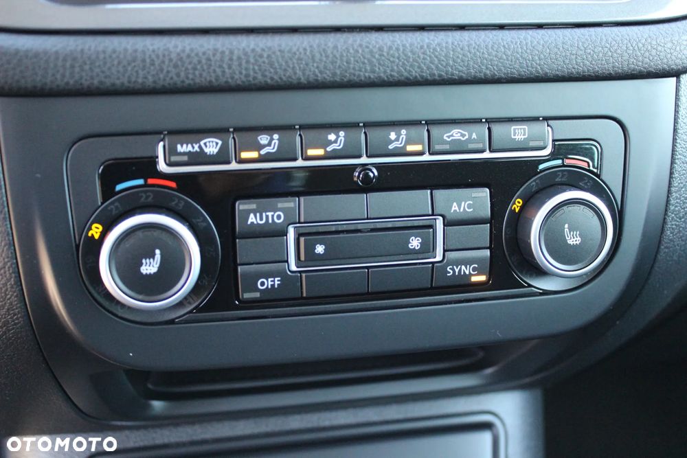 Volkswagen Tiguan 2.0 TDI 4Mot R-Style DSG - 30