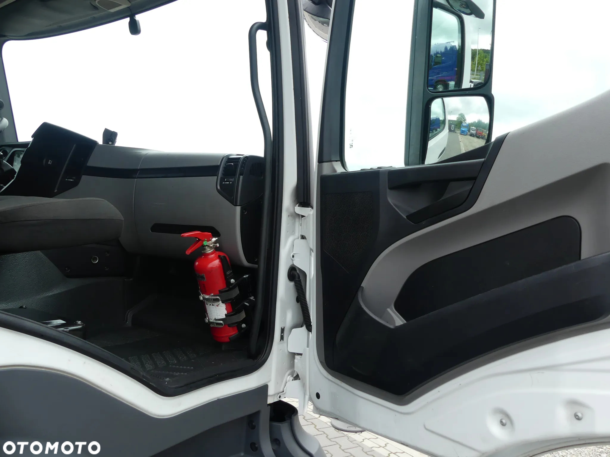 Mercedes-Benz ANTOS 1827 / HDS EFFER 165  18.65m / PILOT / EURO 6 / - 30