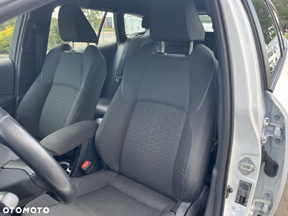 Toyota Corolla 1.8 Hybrid Comfort - 17