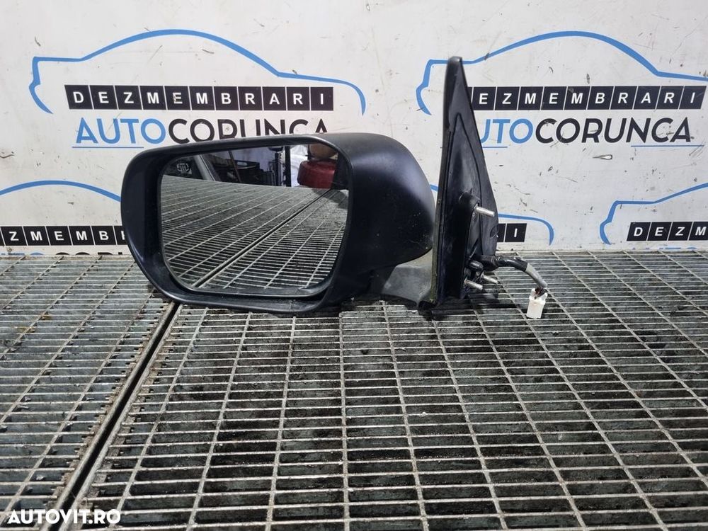 Oglinda stanga Suzuki Grand Vitara 2006 - 2012 4 Usi ROSU (1024) Fara rabatare - 2