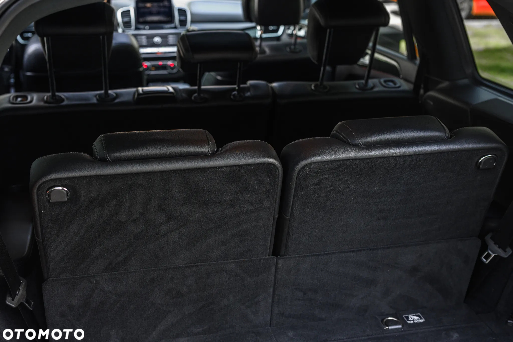 Mercedes-Benz GLS 500 4-Matic - 37