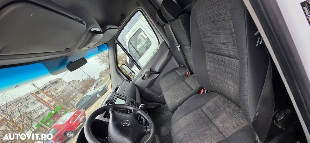 Mercedes-Benz Sprinter - 19
