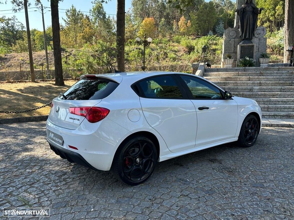 Alfa Romeo Giulietta 1.6 JTDm Sport J18 - 24