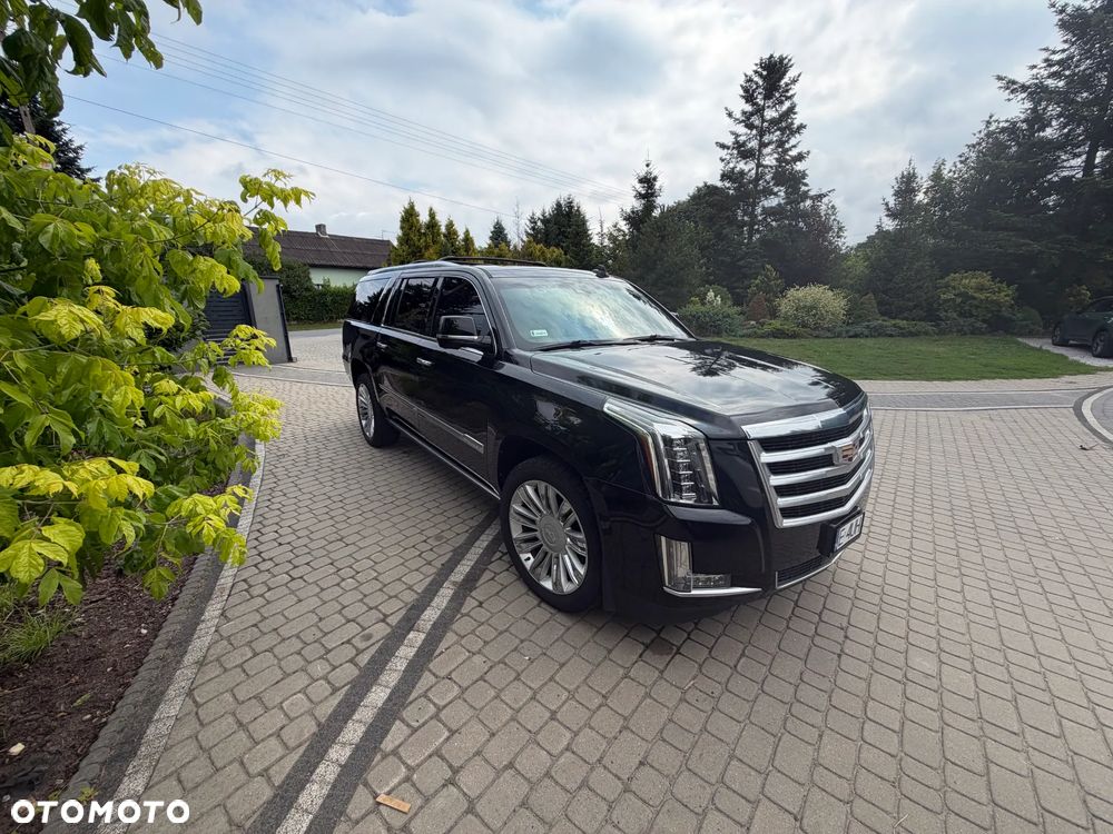 Cadillac Escalade - 8