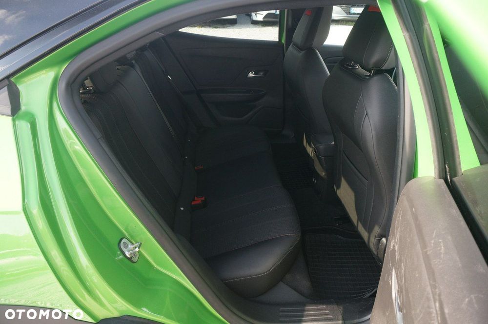 Opel Mokka 1.2 T GS Line S&S - 32