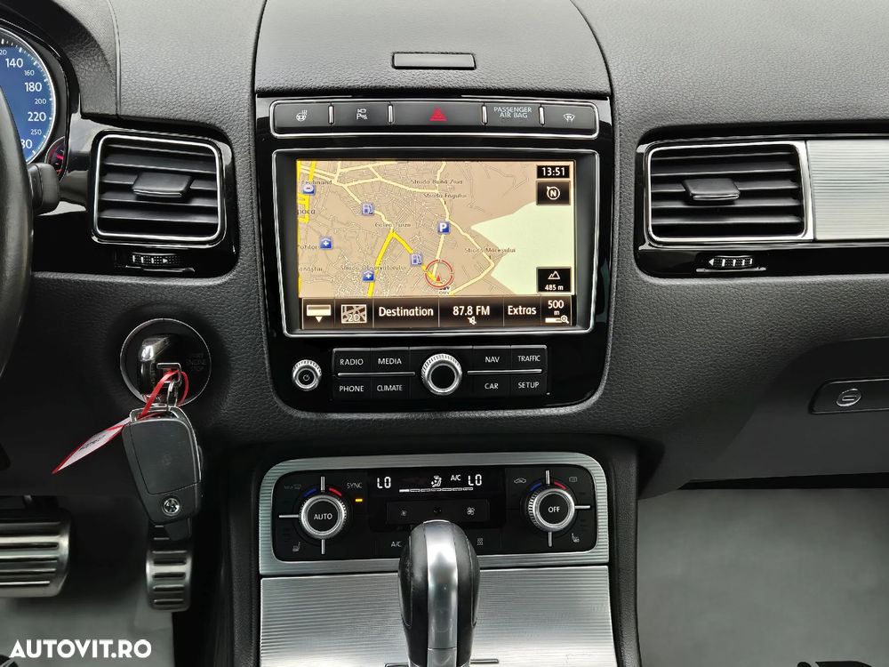 Volkswagen Touareg 3.0 V6 TDI BMT - 20