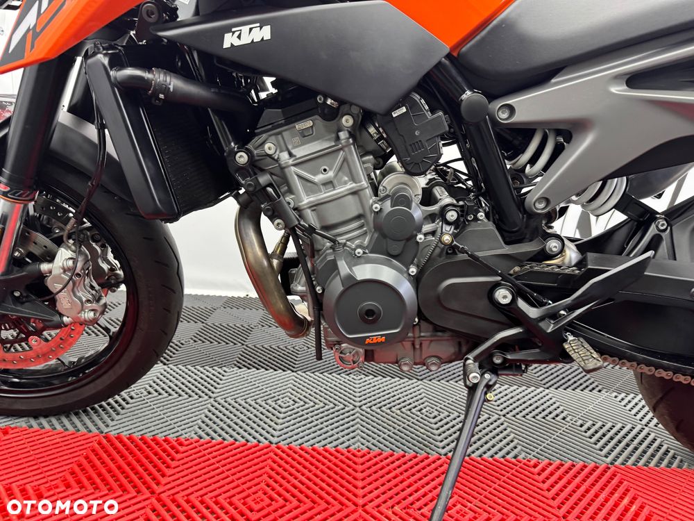 KTM Duke - 21