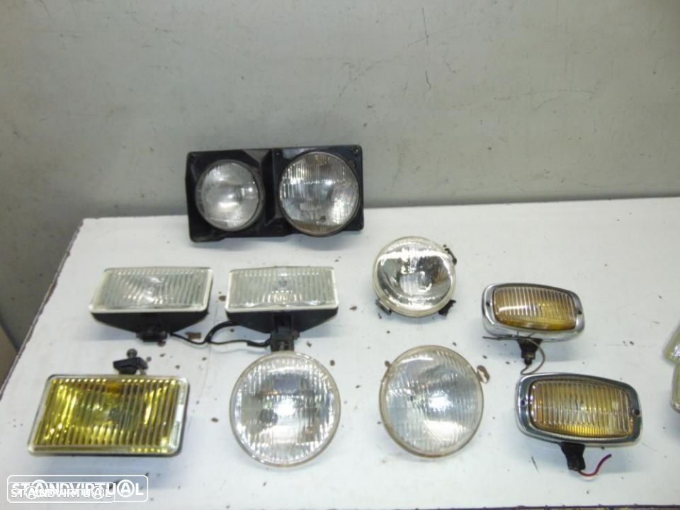 Lancia Delta par faróis - 1