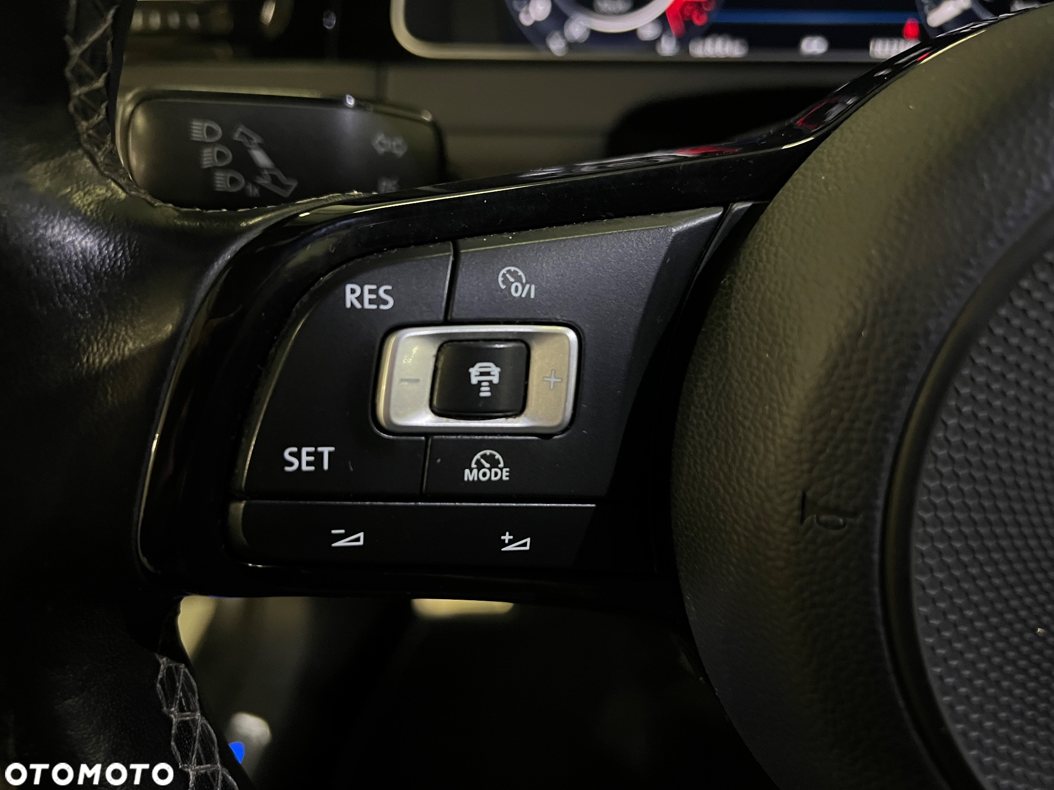 Volkswagen Golf R 4Motion (BlueMotion Technology) - 27