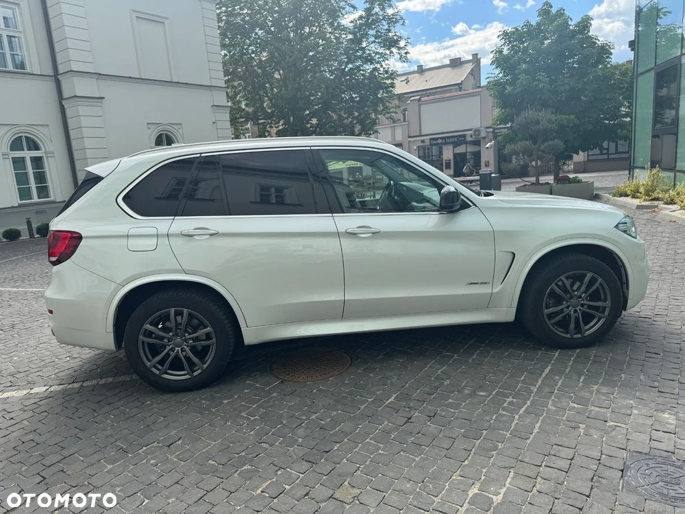 BMW X5 xDrive35i - 16