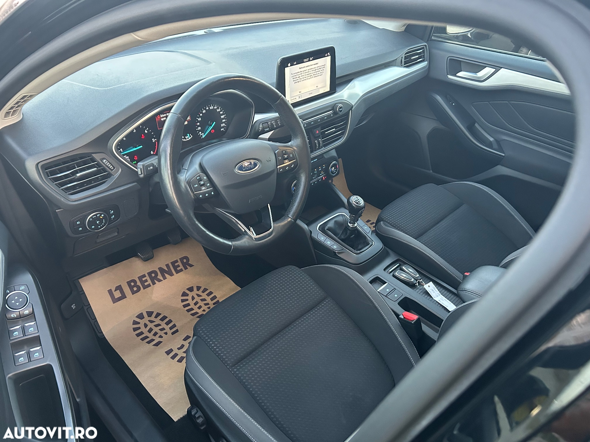 Ford Focus - 13