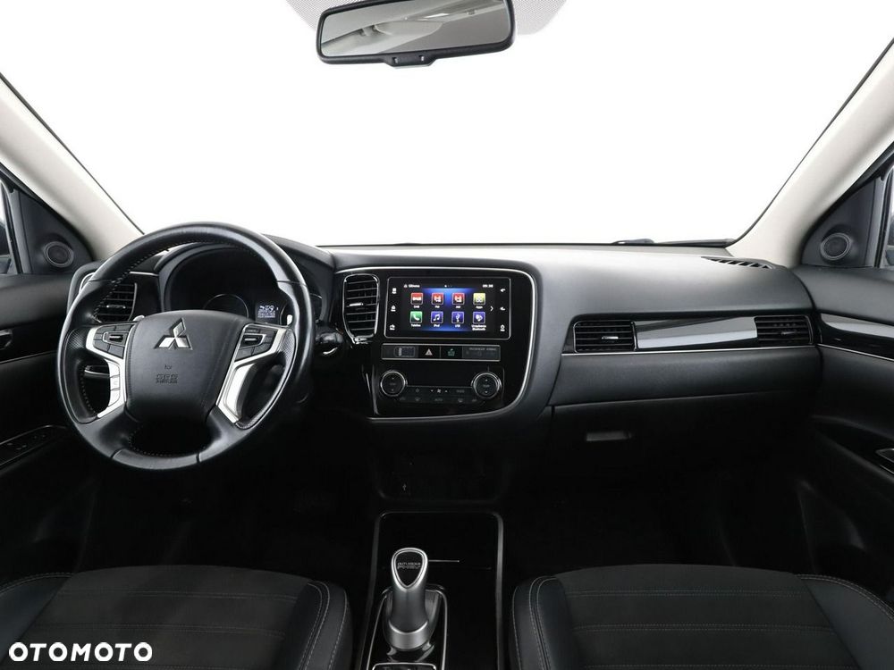 Mitsubishi Outlander 2.4 4WD Top - 16