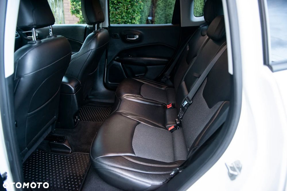 Jeep Compass 1.4 MultiAir Limited - 31