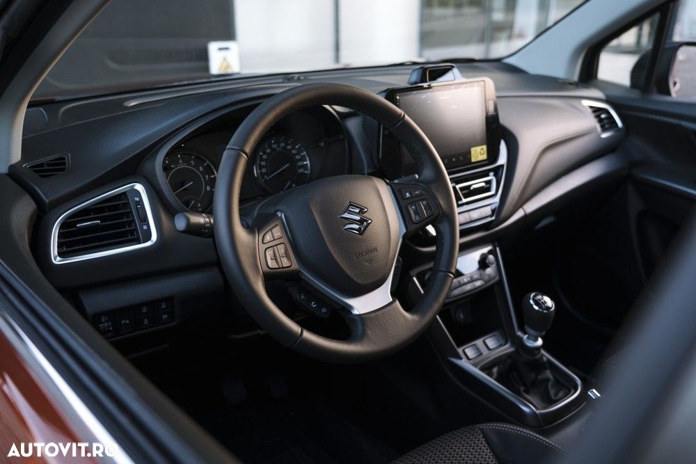Suzuki S-Cross - 10