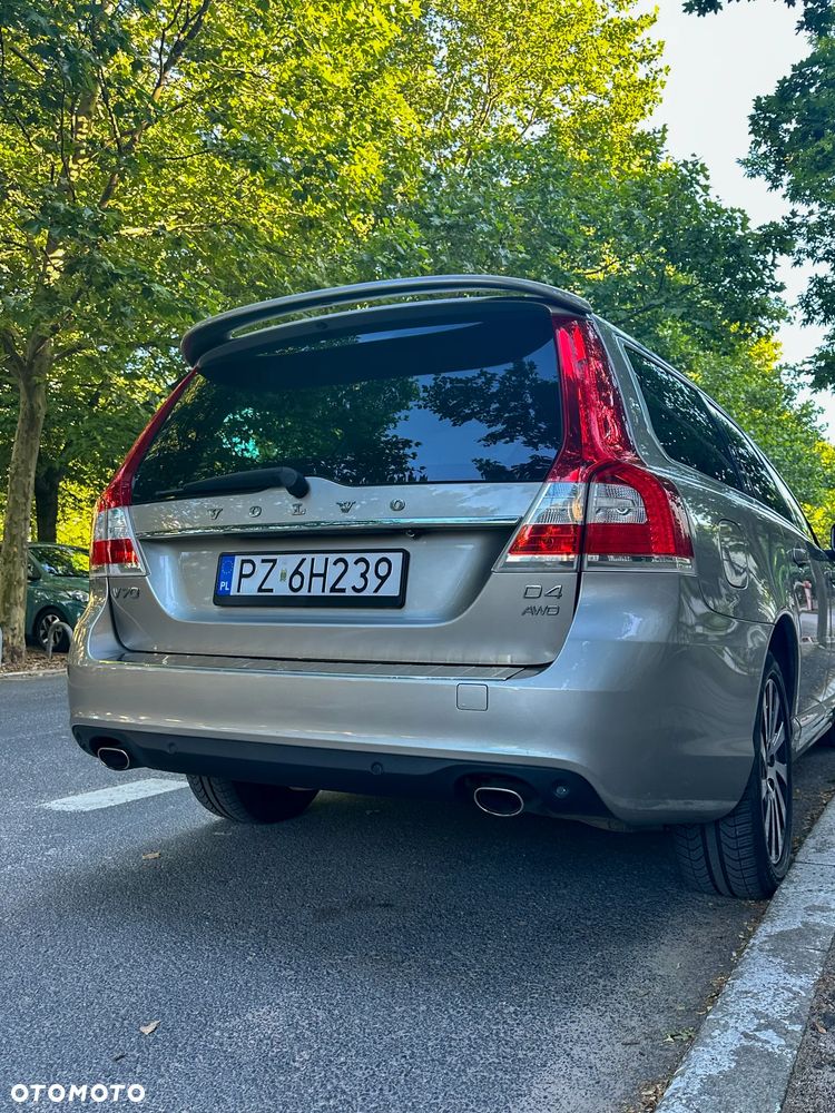 Volvo V70 D5 AWD Summum - 7