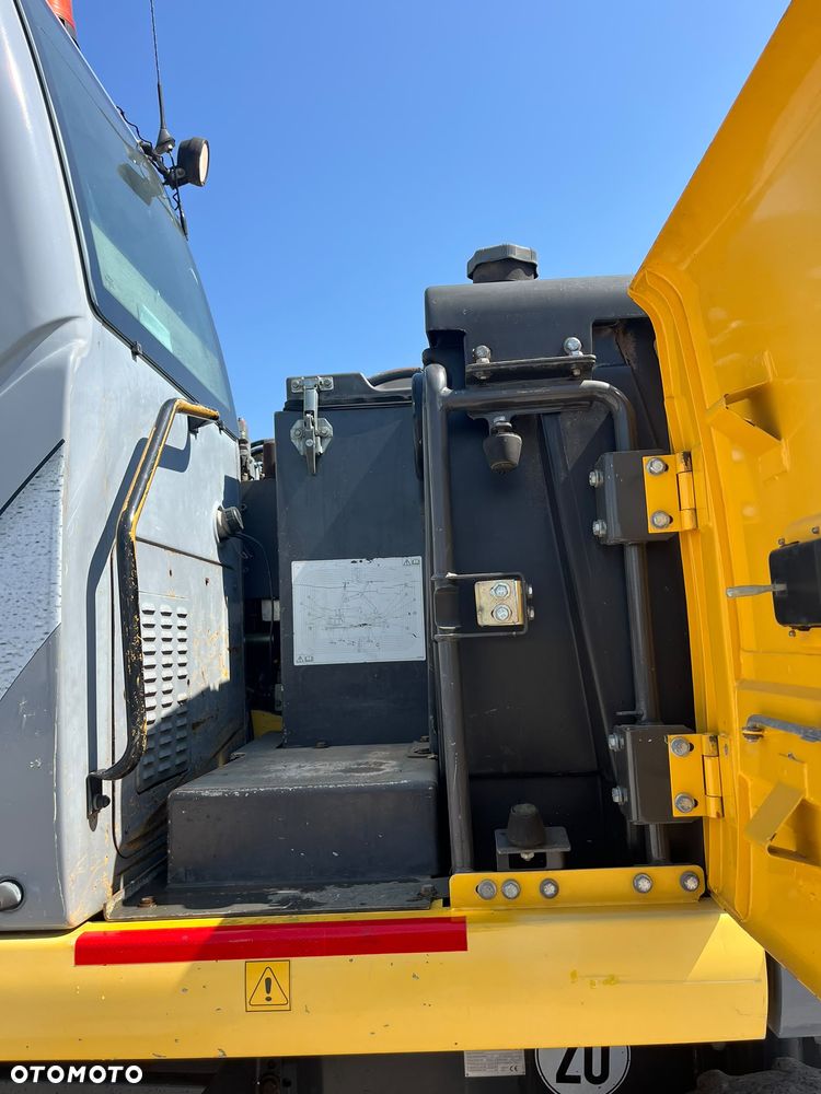 New Holland MH PLUS 18 TON - 12