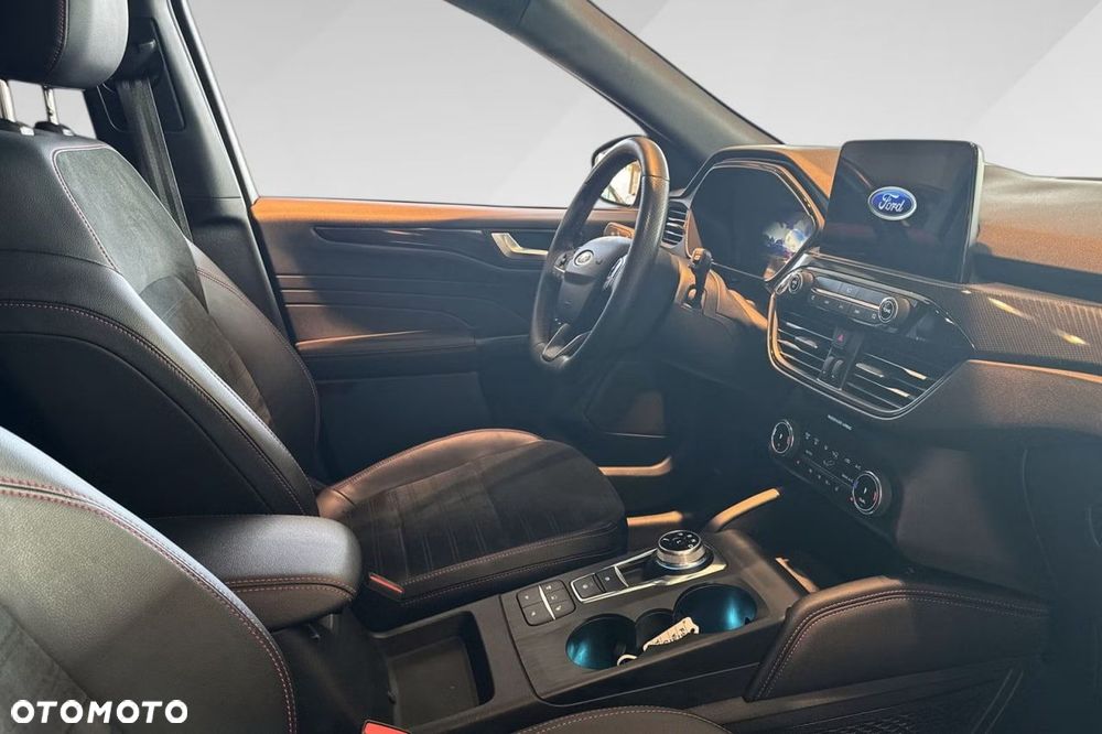 Ford Kuga 2.5 Duratec PHEV ST-LINE - 9
